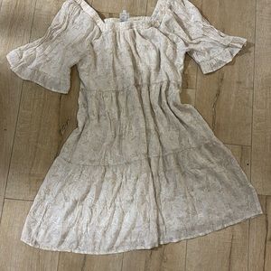 Beautiful cream floral dress size M